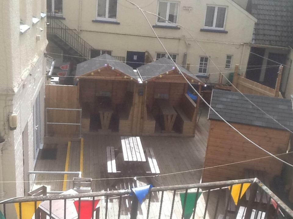 West Somerset Pub & Accommodation 沃切特 外观 照片